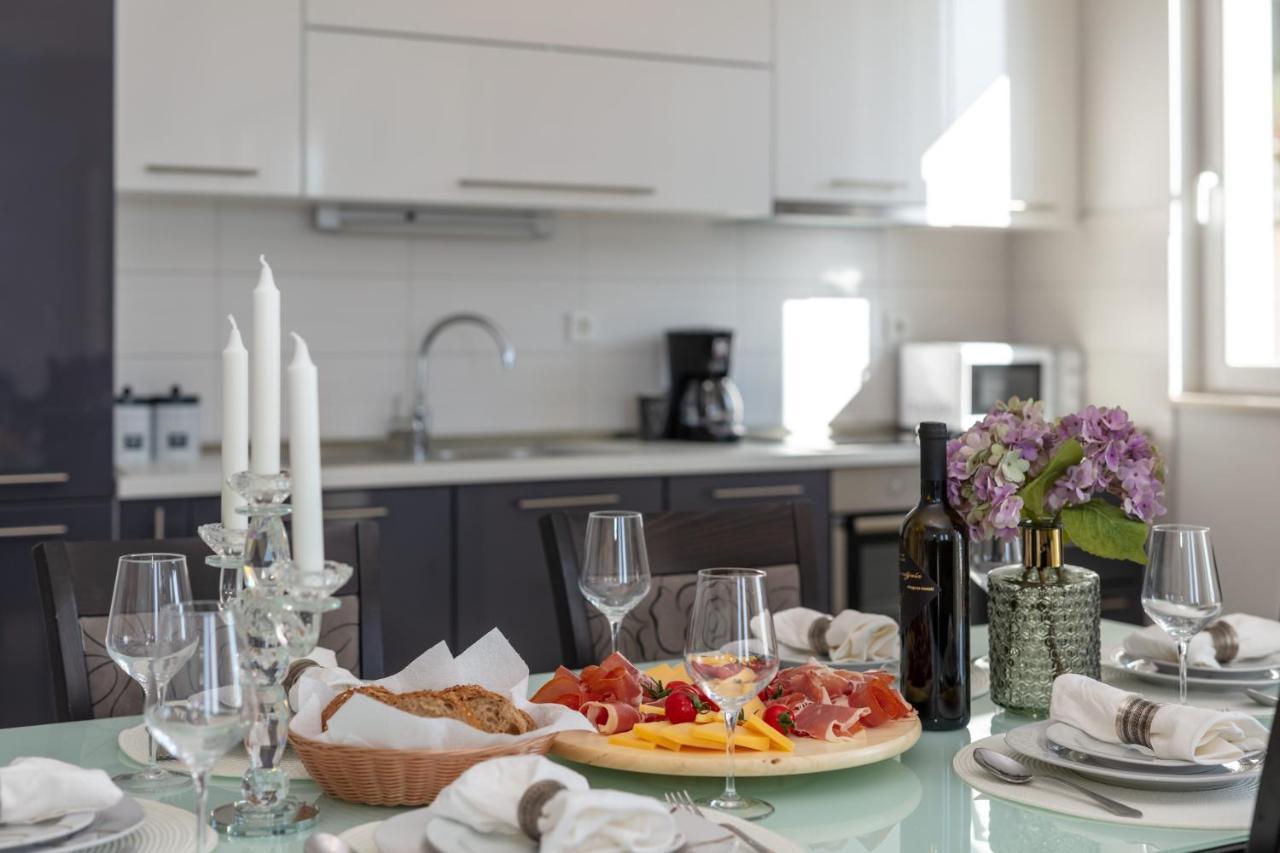Apartments Tanita Подстрана Екстер'єр фото