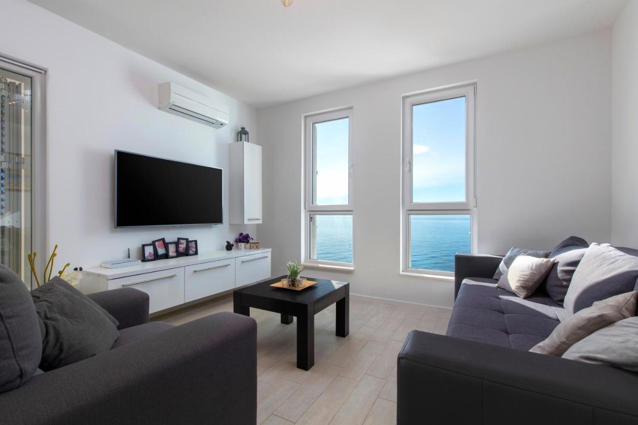 Apartments Tanita Подстрана Екстер'єр фото