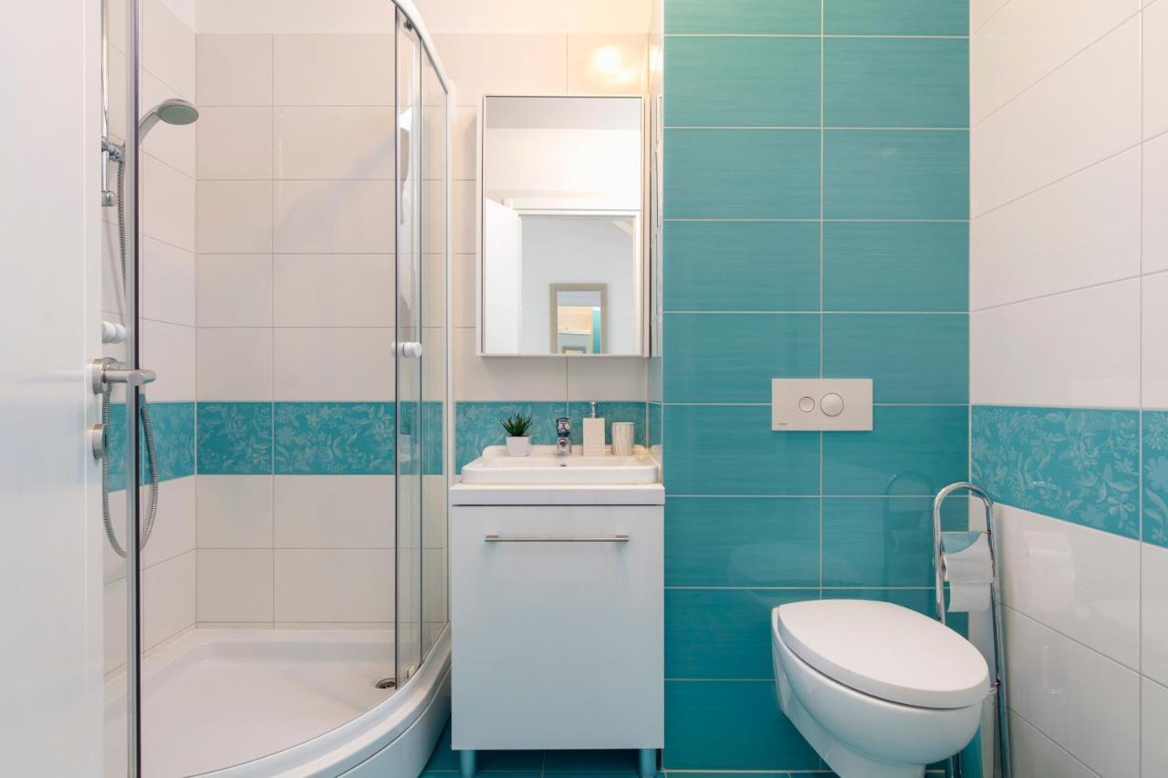 Apartments Tanita Подстрана Екстер'єр фото