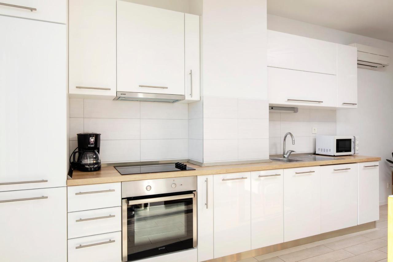 Apartments Tanita Подстрана Екстер'єр фото